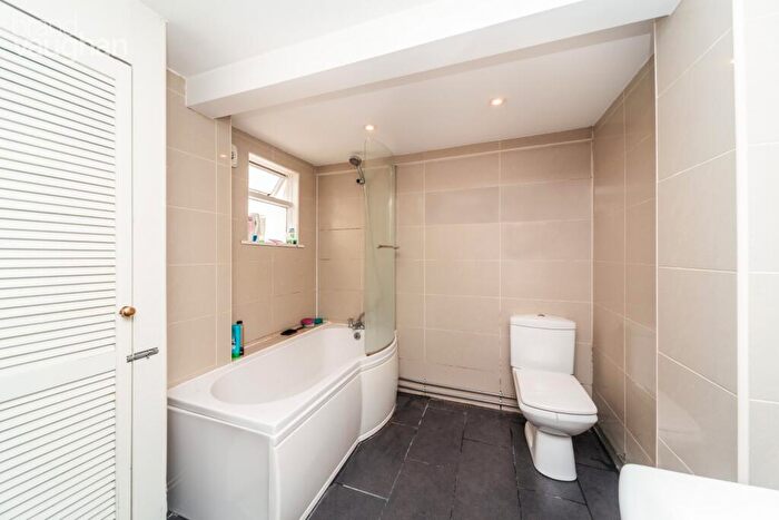 1 Bedroom Flat To Rent In Norfolk Square, Brighton, East Sussex, BN1