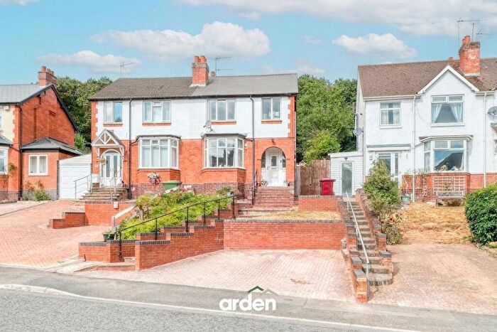 3 Bedroom Semi Detached House For Sale In Plymouth Road, Redditch, B97