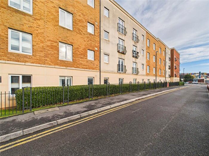 2 Bedroom Apartment For Sale In Doudney Court, Bristol, BS3