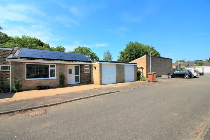 3 Bedroom Detached Bungalow To Rent In Brentwood, Norwich, NR4
