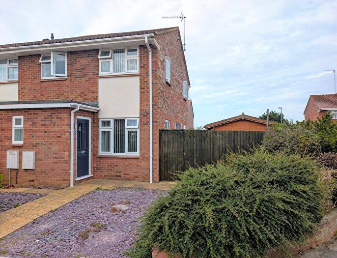 3 Bedroom End Of Terrace House For Sale In Greenway Crescent, Poole, Dorset, BH16