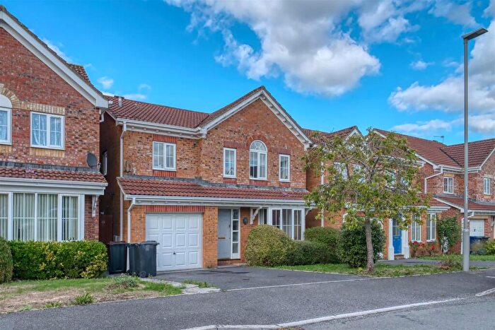 4 Bedroom Detached House For Sale In Sorrel Way, Gillingham, SP8