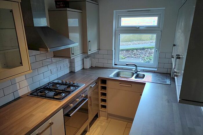 1 Bedroom Flat To Rent In St Pauls Close, Fairfield Grove, Charlton, London, SE7