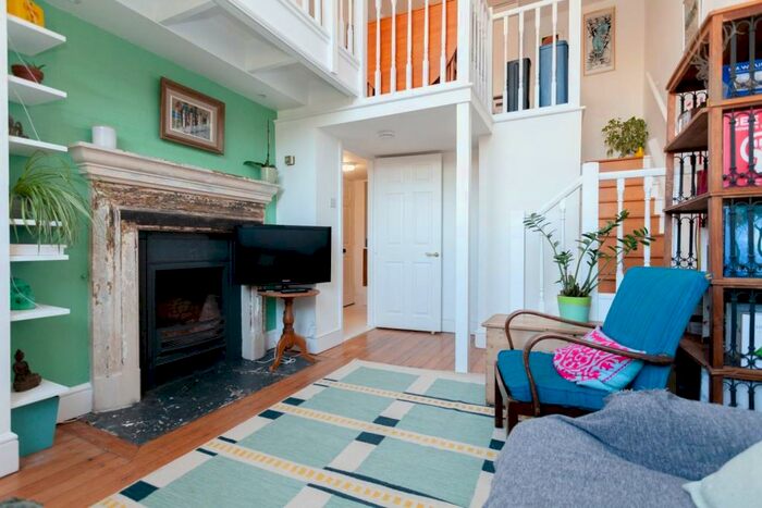 2 Bedroom Apartment To Rent In Schoolbell Mews, London, E3