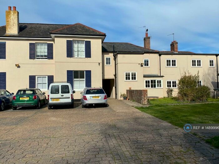 3 Bedroom Semi-Detached House To Rent In Elmleigh House, Havant, PO9