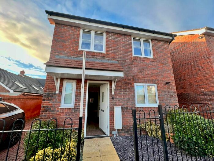 4 Bedroom Property To Rent In Pritchard Way, Amesbury, Salisbury, SP4