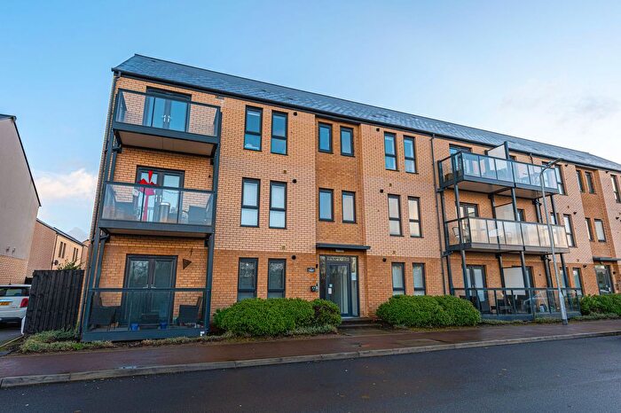 2 Bedroom Flat For Sale In Riverbank Avenue, Newport, NP19