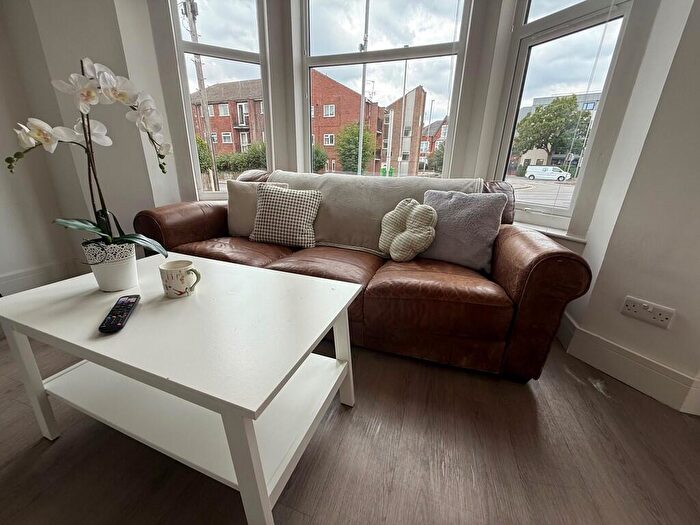 2 Bedroom Apartment To Rent In Melton Road, West Bridgford, NG2