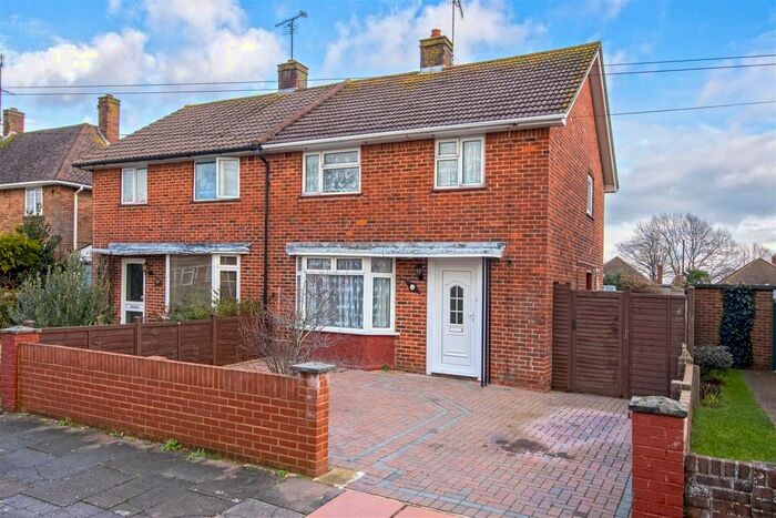 3 Bedroom Semi-Detached House To Rent In Melbourne Road, Goring-By-Sea, Worthing, BN12