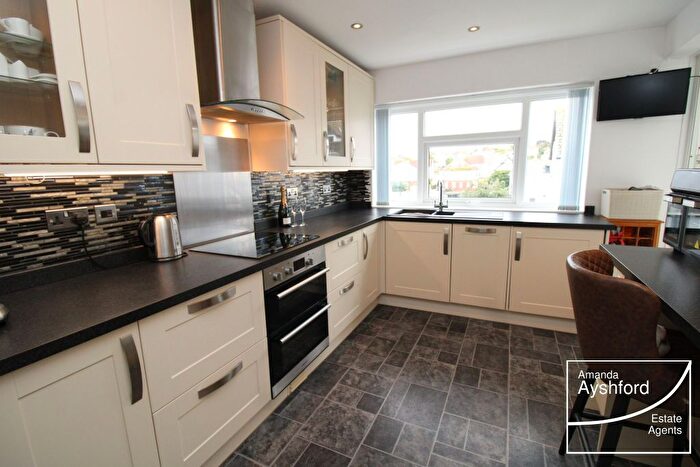 2 Bedroom Flat For Sale In Cleveland Road, Paignton, TQ4