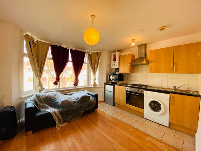 1 Bedroom Flat To Rent In Hindes Road, Harrow, HA1