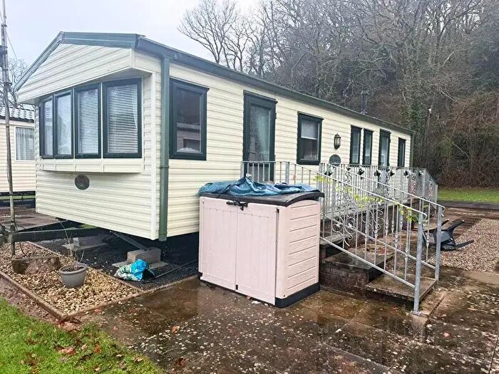 3 Bedroom Caravan For Sale In Three Bed Willerby Westmorland, Cenarth Falls Resort, Cenarth, Newcastle Emlyn, Carmarthenshire, SA38