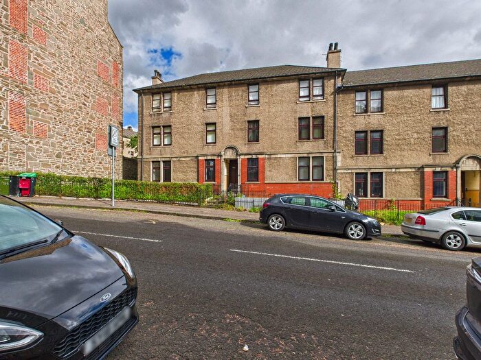 1 Bedroom Flat To Rent In Provost Road, Dundee, DD3