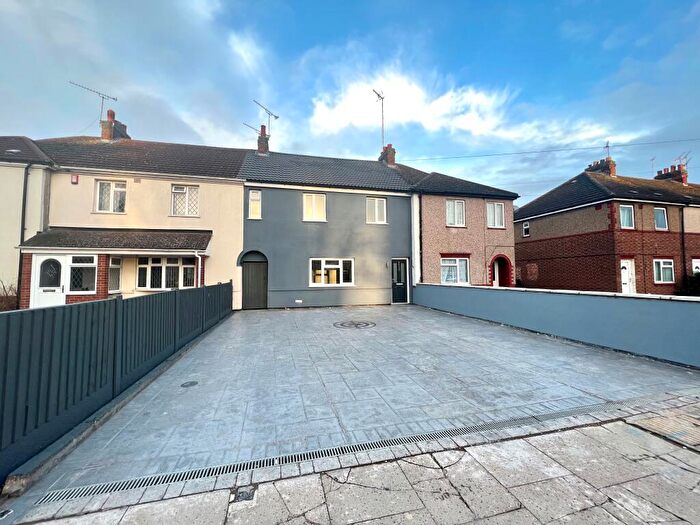 4 Bedroom House To Rent In Beake Avenue, Coventry, CV6