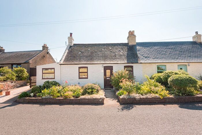 2 Bedroom Cottage For Sale In Skateraw Cottages, Dunbar, East Lothian, EH42