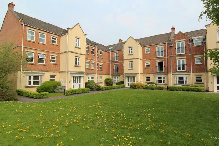 2 Bedroom Apartment To Rent In Whitehall Drive, Leeds, LS12
