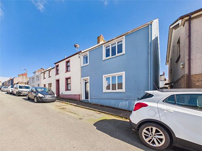 3 Bedroom End Of Terrace House For Sale In James Street, Neyland, Milford Haven, Pembrokeshire, SA73