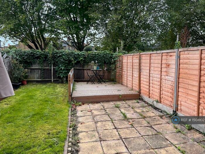 2 Bedroom Flat To Rent In Brettenham Rd, London, E17