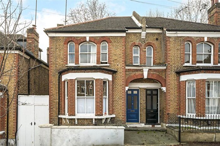 4 Bedroom Semi Detached House For Sale In Dinsdale Road, Blackheath, SE3