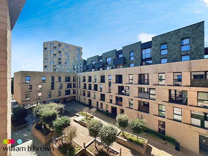 2 Bedroom Apartment To Rent In Burgess Springs, City Park West, Chelmsford, CM1