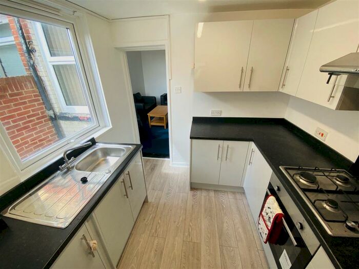 5 Bedroom House To Rent In St. Augustine Road, Southsea, PO4