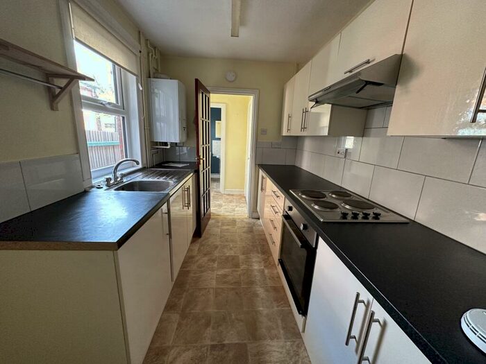 3 Bedroom Terraced House To Rent In Rosebery Road, Norwich, NR3