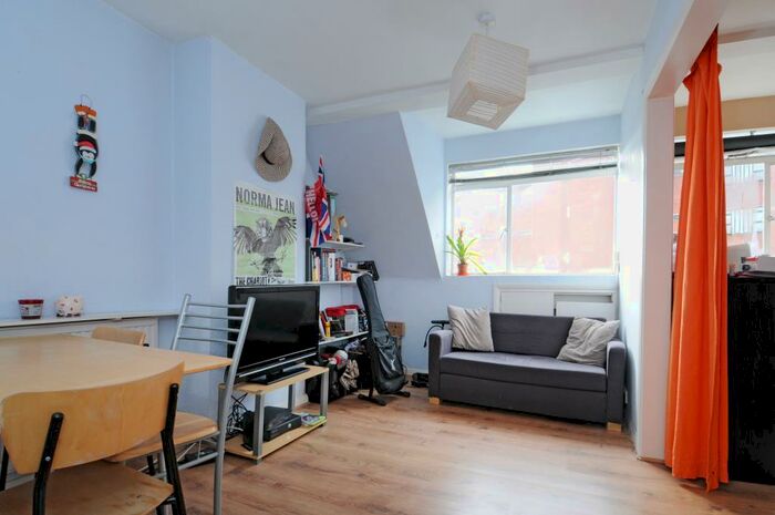 1 Bedroom Apartment To Rent In Highgate Hill, London, N19
