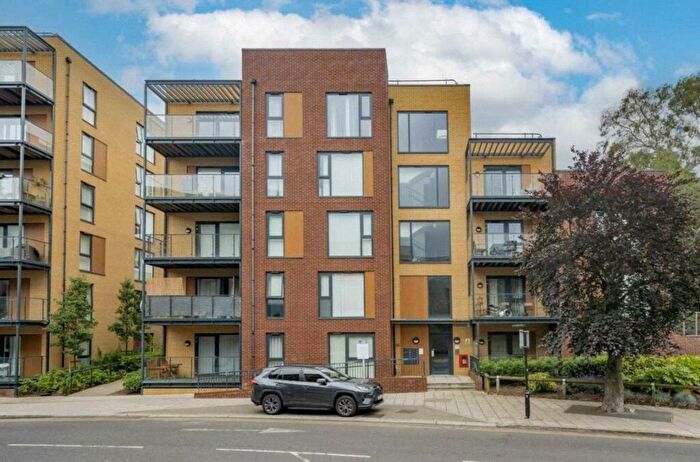 1 Bedroom Flat For Sale In Elstree Apartments, Colindale, NW9
