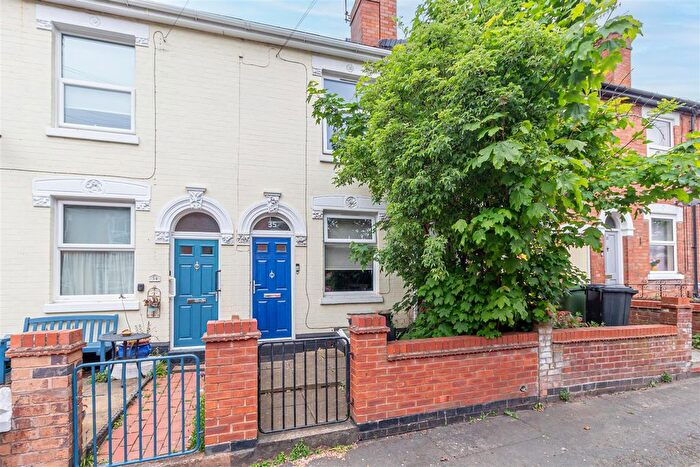 2 Bedroom Property For Sale In Hamilton Road, Worcester, WR5