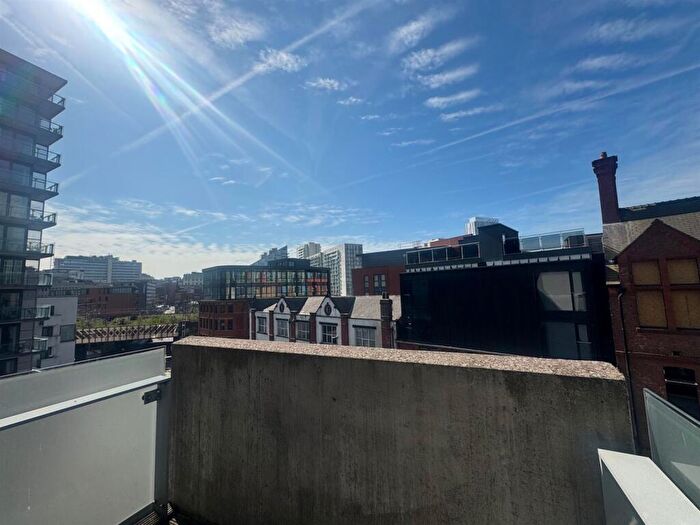 2 Bedroom Apartment To Rent In Spectrum, Block, Blackfriars Road, M3