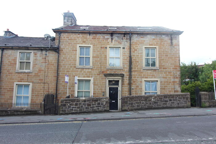 1 Bedroom Flat For Sale In G Westgate, Burnley, Lancashire, BB11