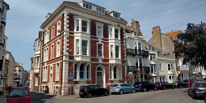 1 Bedroom Flat To Rent In The Esplanade, Weymouth, DT4