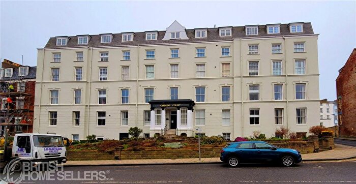 1 Bedroom Flat For Sale In North Marine Road, Scarborough, North Yorkshire, YO12