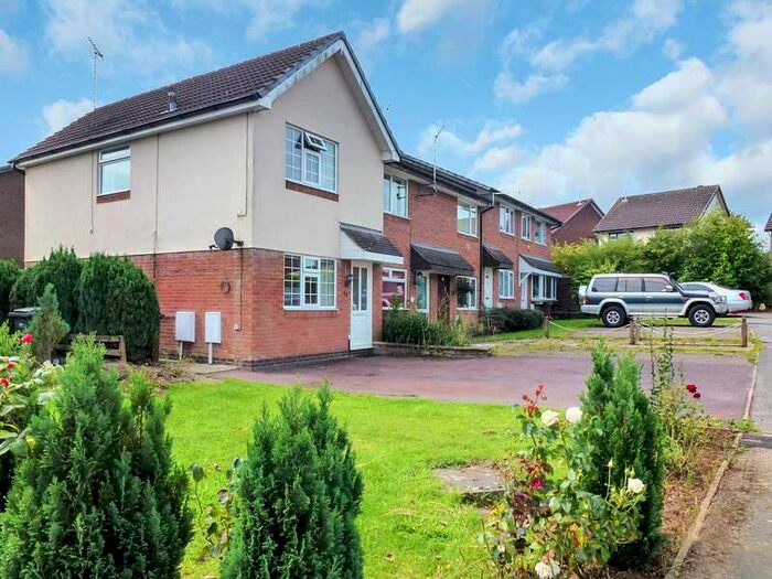 3 Bedroom End Of Terrace House To Rent In Oriel Road, Daventry, NN11