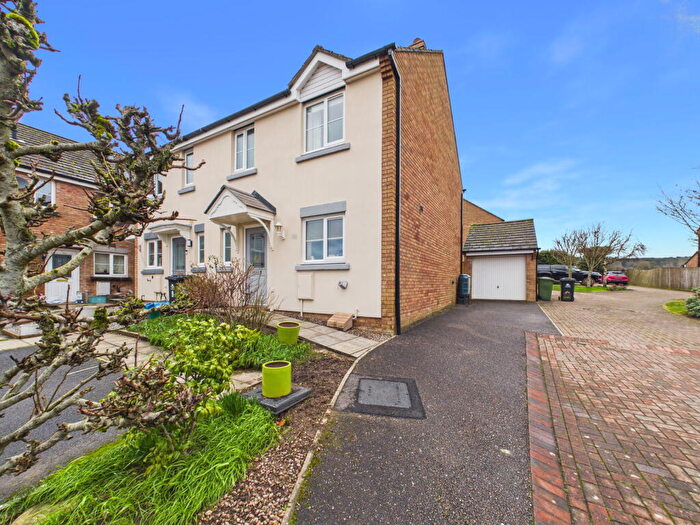 3 Bedroom Semi Detached House For Sale In The Squirrels, Drybrook, GL17