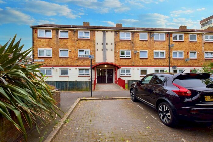 2 Bedroom Flat To Rent In Church Street, North Woolwich, E16