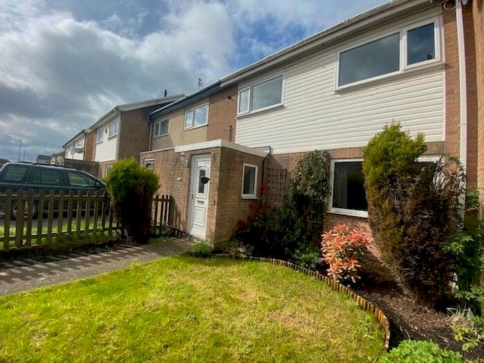 3 Bedroom Terraced House To Rent In Bellhouse Way, Foxwood, Acomb, York, YO24