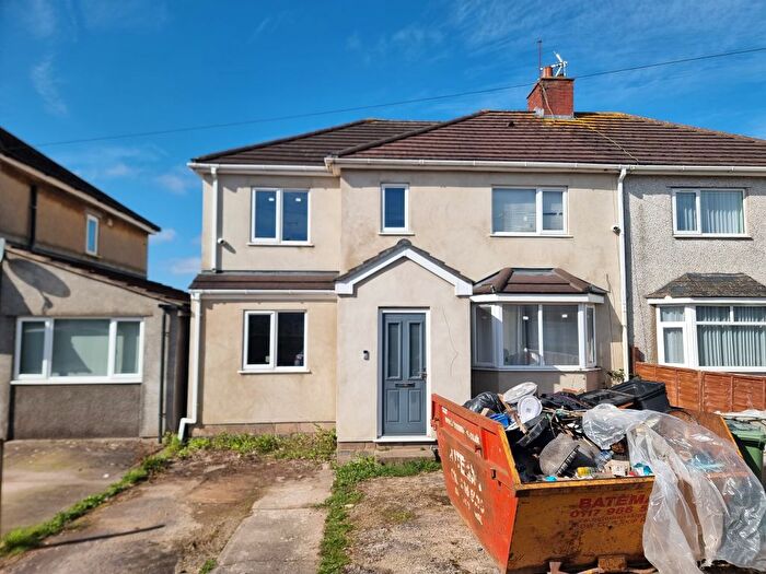 4 Bedroom Semi Detached House For Sale In Park Avenue, Frampton Cotterell, Bristol, BS36