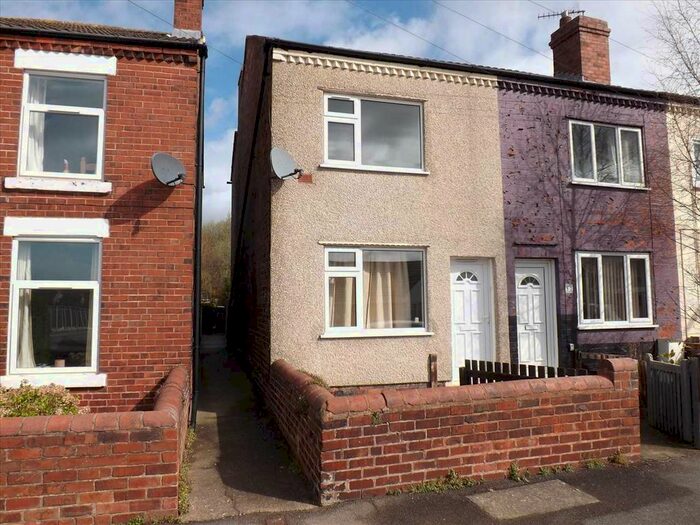 2 Bedroom End Of Terrace House To Rent In Charlesworth Street, Bolsover, Chesterfield, S44