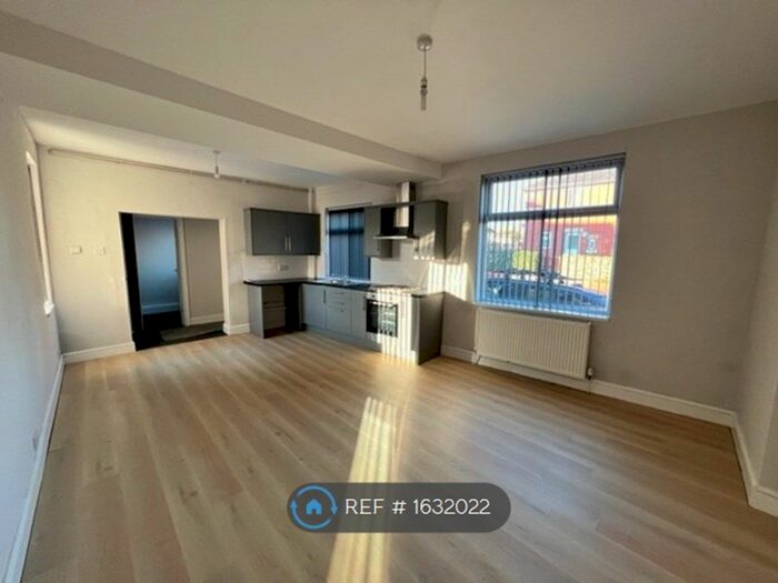 1 Bedroom Flat To Rent In Snydale Road, Cudworth, Barnsley, S72