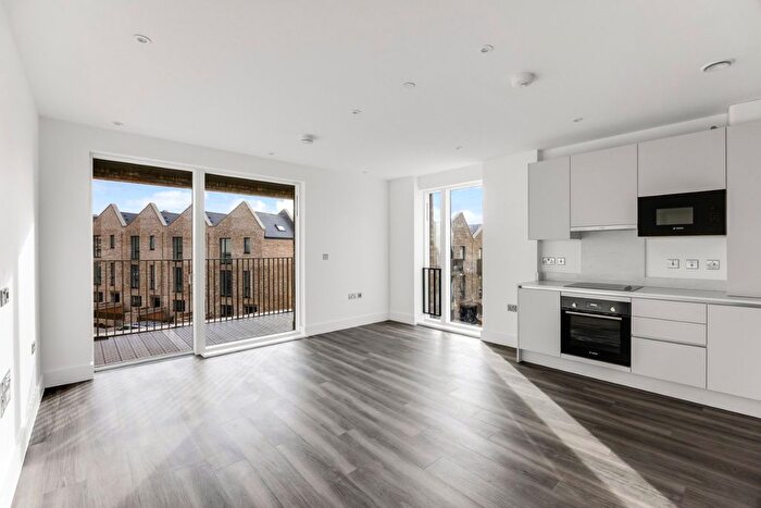 1 Bedroom Flat For Sale In Granville Road, Childs Hill, London, NW2