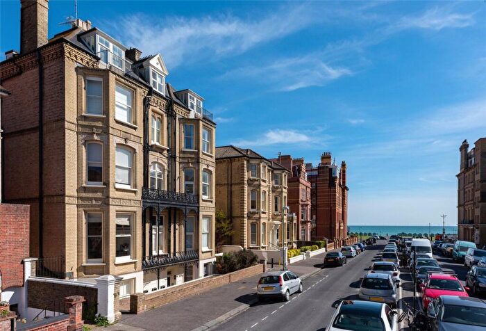 Apartment To Rent In Third Avenue, Hove, East Sussex, BN3