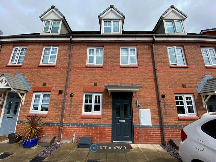 3 Bedroom Terraced House To Rent In Larkspur Grove, Warrington, WA5