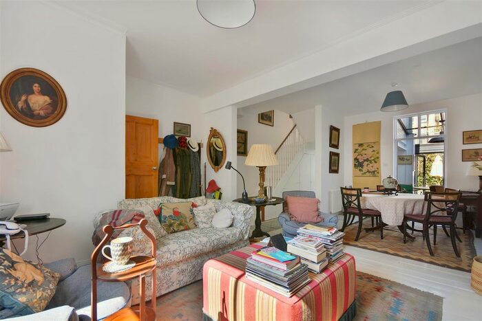 2 Bedroom Cottage To Rent In Redan Street, Brook Green, London, W14