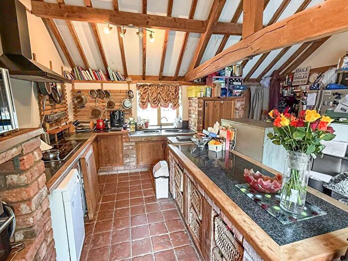 3 Bedroom Barn Conversion For Sale In Pool Quay, Welshpool, SY21