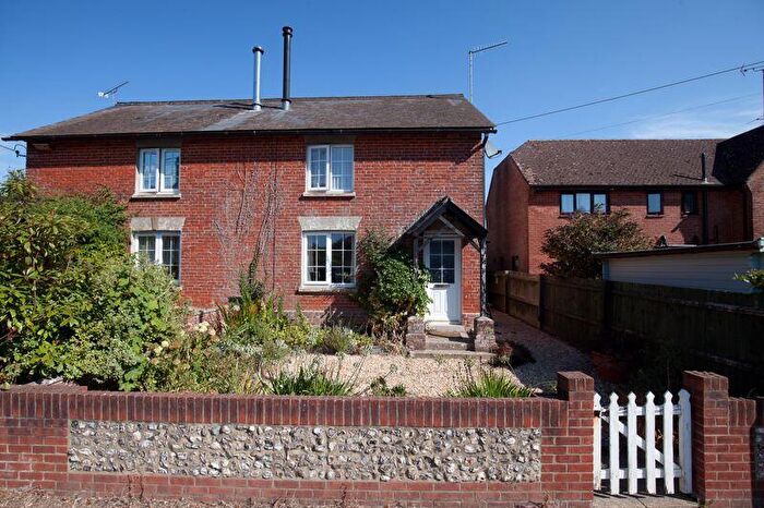 3 Bedroom Semi-Detached House For Sale In High Street, Sixpenny Handley, SP5