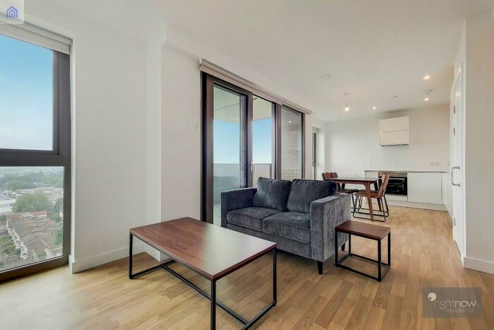 1 Bedroom Apartment To Rent In Aster Apartments, London, N15