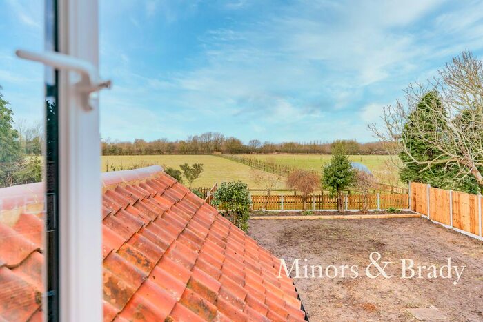 3 Bedroom Semi-Detached House For Sale In Church Lane, Stanfield, Dereham NR20