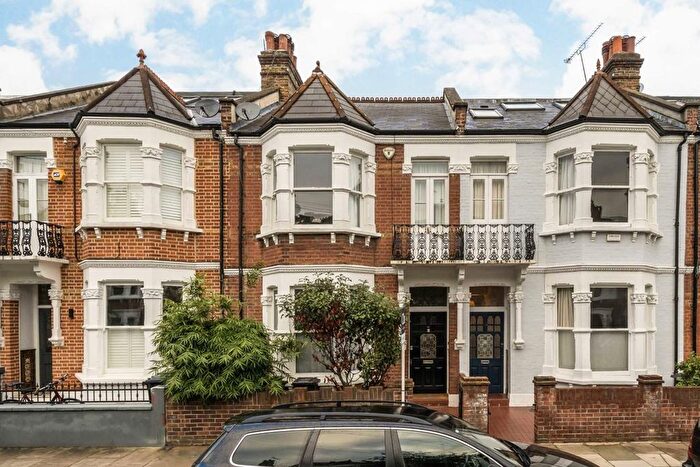 4 Bedroom Property To Rent In Ringmer Avenue, Fulham, London, SW6