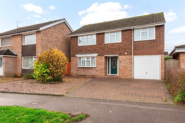 4 Bedroom Detached House For Sale In Westbury Lane, Newport Pagnell, Buckinghamshire, MK16